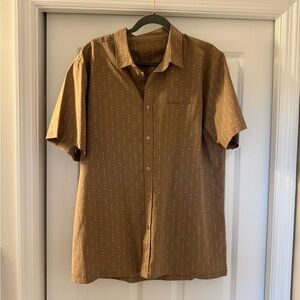 Vuori short sleeve button down XL